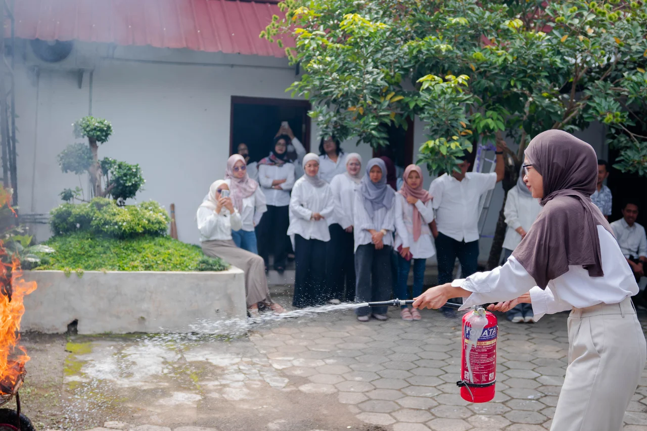 Madhava Persada Group Conducts Fire Emergency Response Training